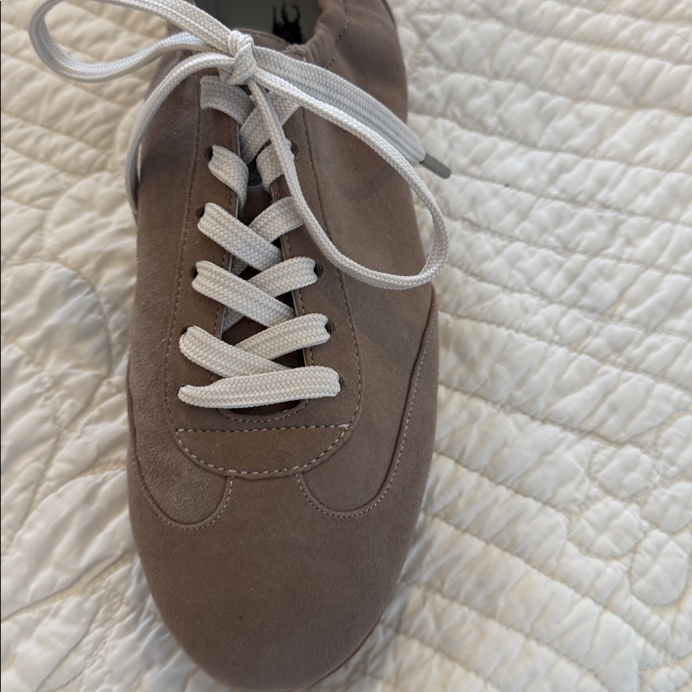 Polo by Ralph Lauren womens taupe suede sneakers - Picture 8 of 9